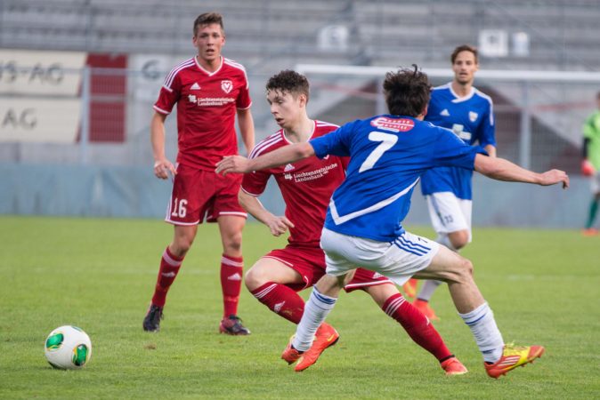 Der FC Vaduz U23 verliert heute Abend das Meisterschaftsspiel gegen Tabellenführer Chur97 deutlich 0:3. Bild: Jürgen Posch 