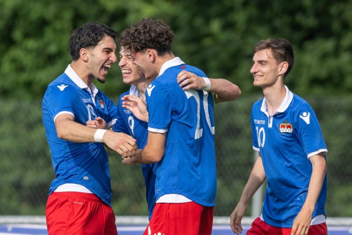 U21-Team- FL-Gibraltar, Freundschaftsspiel am 21.6.2025, 3-1-Sieg, Freude im -FL-Lager.jpg